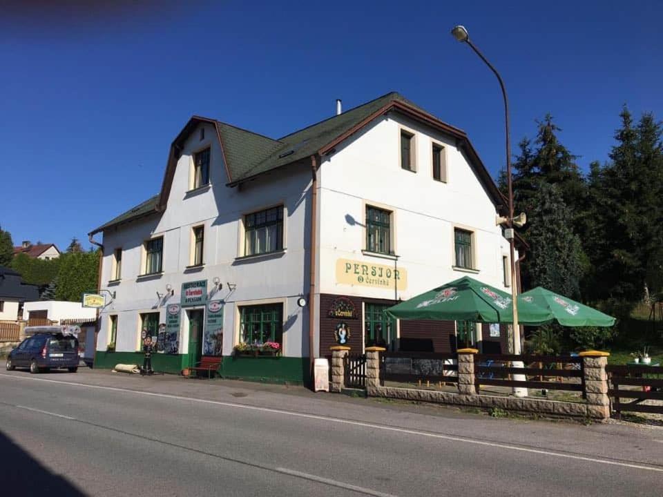 Penzion A Restaurace U Cervinku Cista u Horek エクステリア 写真